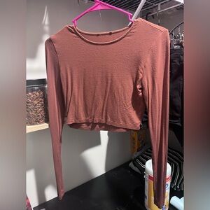 🖤(10 for $10) Rust Long Sleeve Crop Top